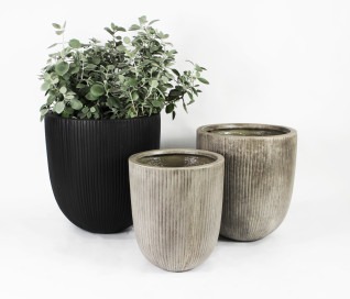 https://wgoutdoorlife.com.au/wp-content/uploads/2021/11/Litestone-CUBAN-Planter-Pot-Trio-Perth-Charcoal-Black-Concrete-Lightweight-GRC-Outdoor-Pots-318x272.jpg